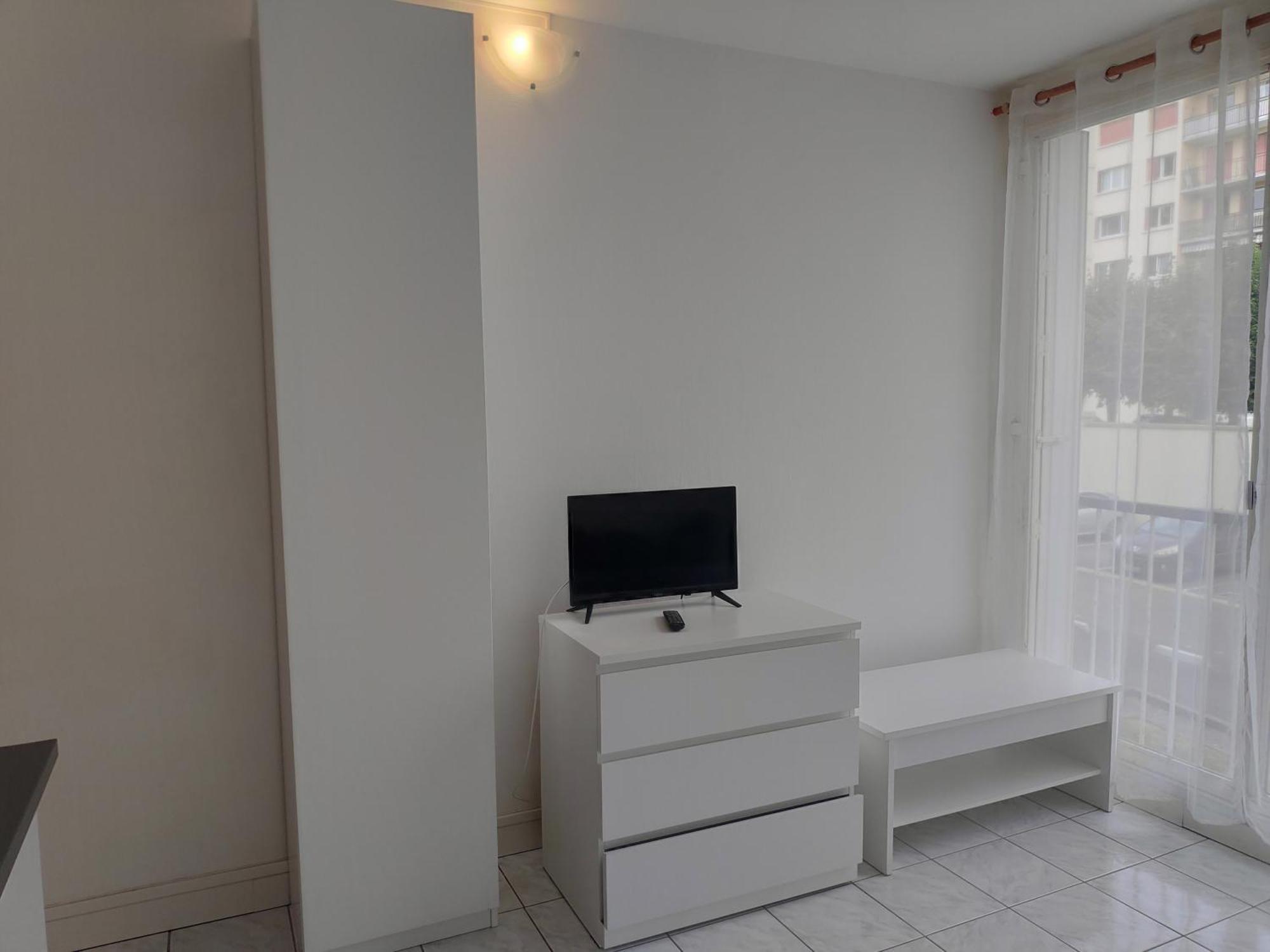 Home Versailles Ngoại thất bức ảnh